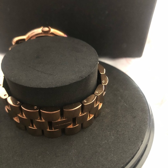 Marc Jacobs watch